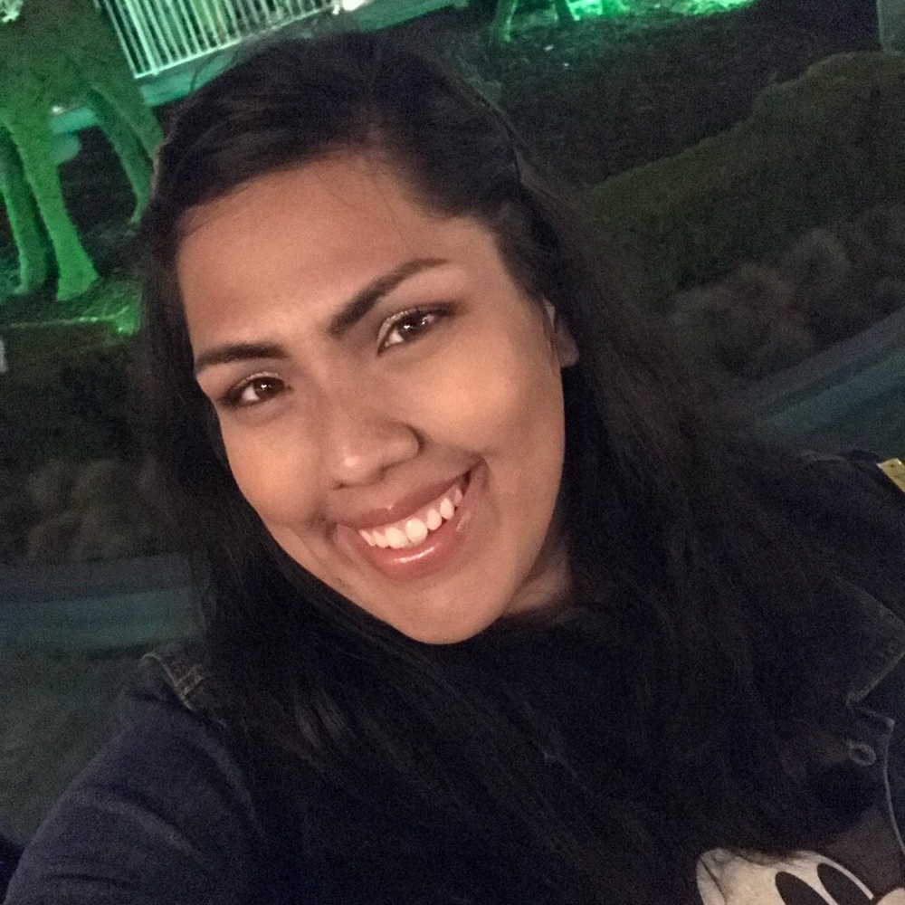 Meet your Posher, Alicia
